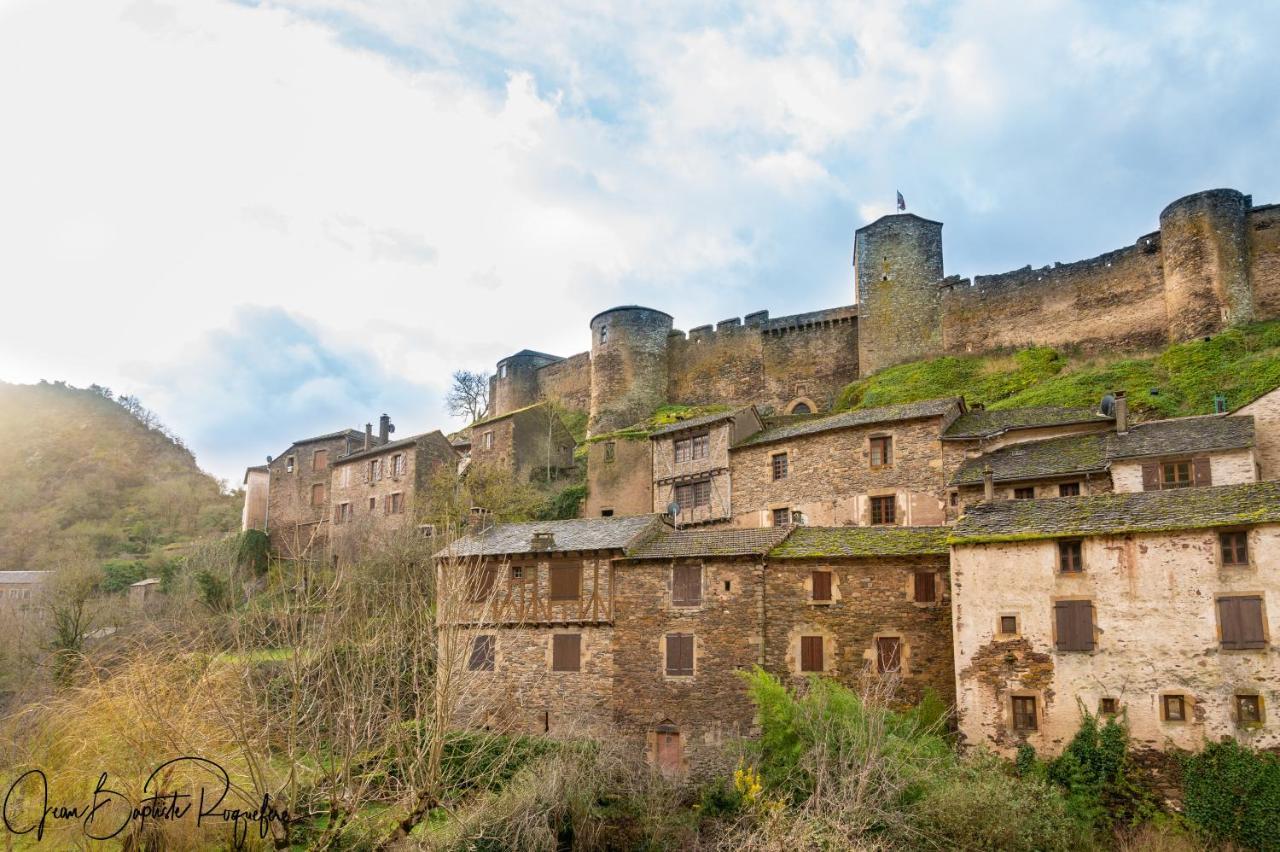 Hotel Restaurant Le Relays Du Chasteau - Logis Hotel Brousse-le-Chateau ภายนอก รูปภาพ