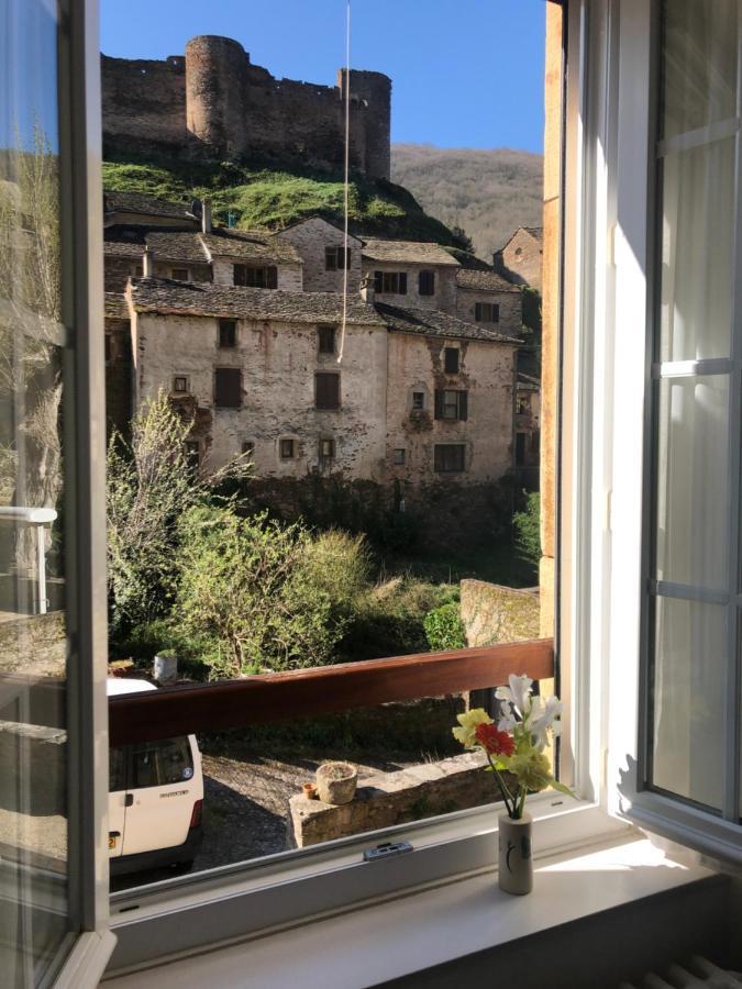 Hotel Restaurant Le Relays Du Chasteau - Logis Hotel Brousse-le-Chateau ภายนอก รูปภาพ